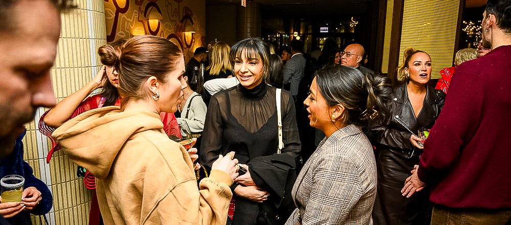 GALLERY-CurioPanel-Group-Reception